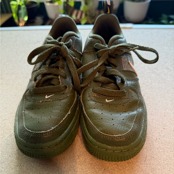 Nike Olive Sneakers with White Logo - Picture 2 of 5